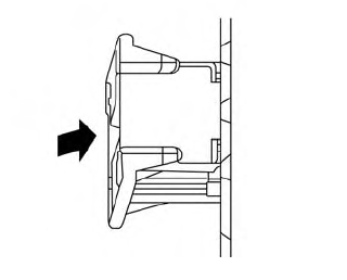 Nissan Murano. Extended storage switch